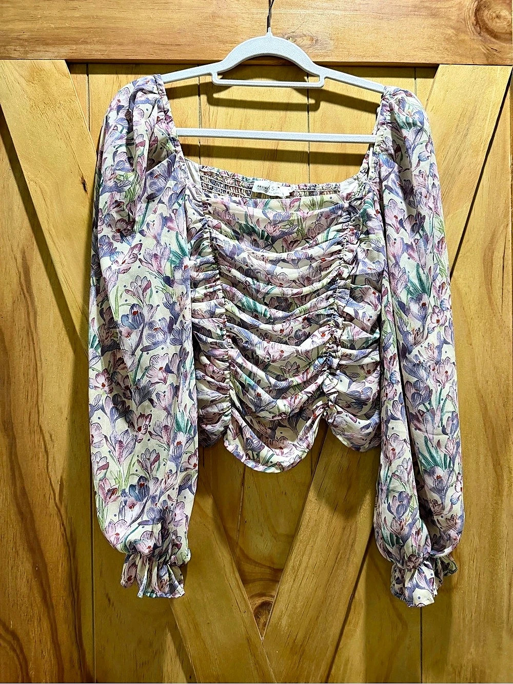 ASTR the Label Tonina Top Floral Ruched Blouse Pink & Purple Small Like New